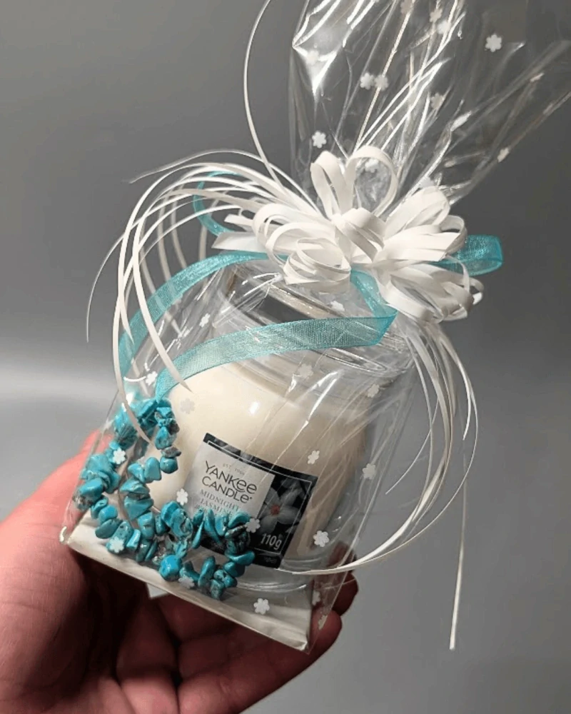 Dárkový balíček se svíčkou YANKEE CANDLE – MIDNIGHT JASMINE