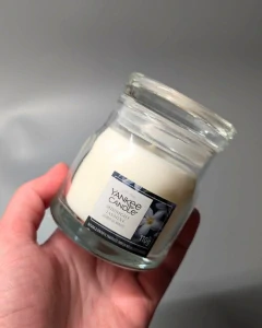 YANKEE CANDLE Svíčka MIDNIGHT JASMINE 110 g