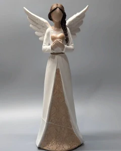 POSTAVIČKY - Velký bílý anděl se SRDCEM (v. 28 cm)