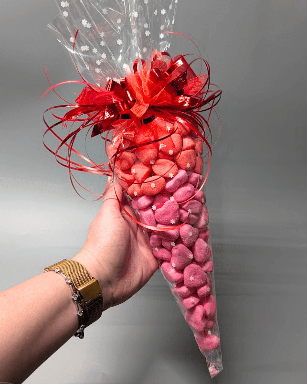 Kornout HARIBO s jahůdkou a třešní I. 335 g, červená mašle