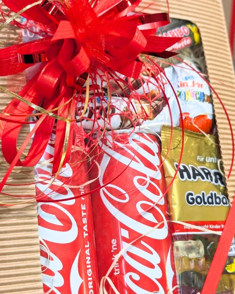 Dárková krabička s CocaColou