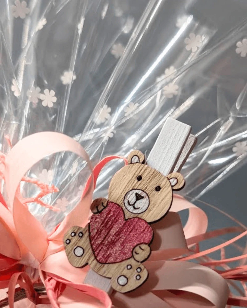 MEDVÍDCI - Dárkový balíček se svíčkou SWEET ROSE a medvídkem
